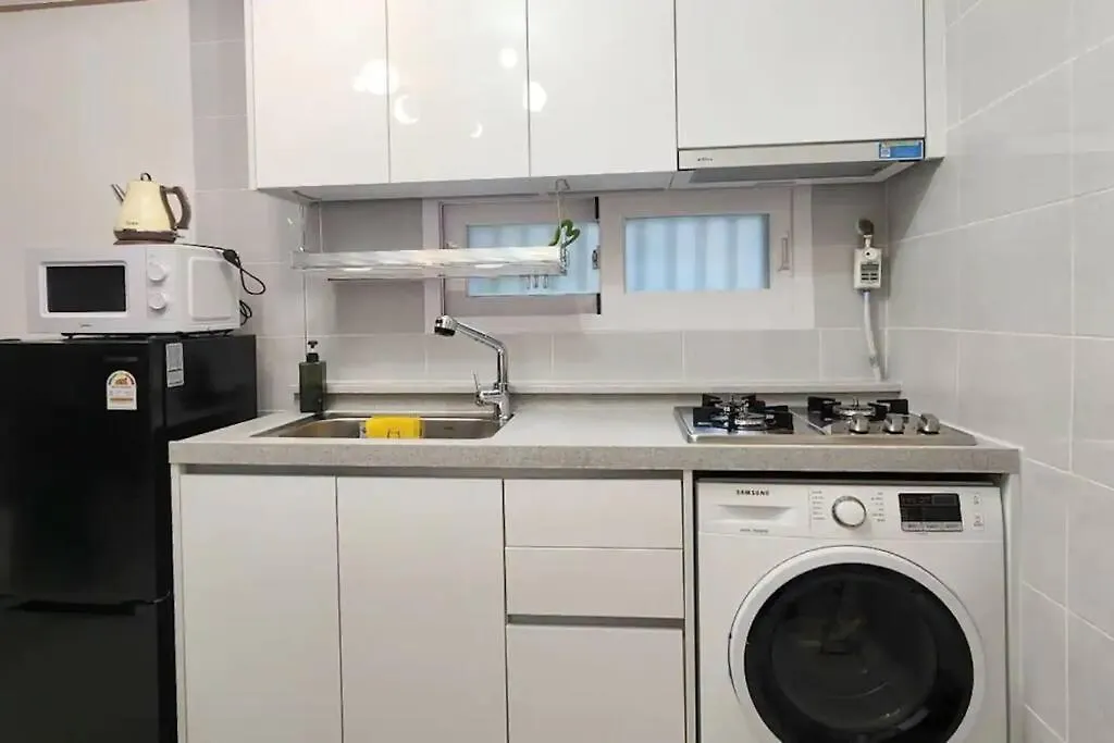K-10 White Linen House Lejlighed Seoul 0*,
