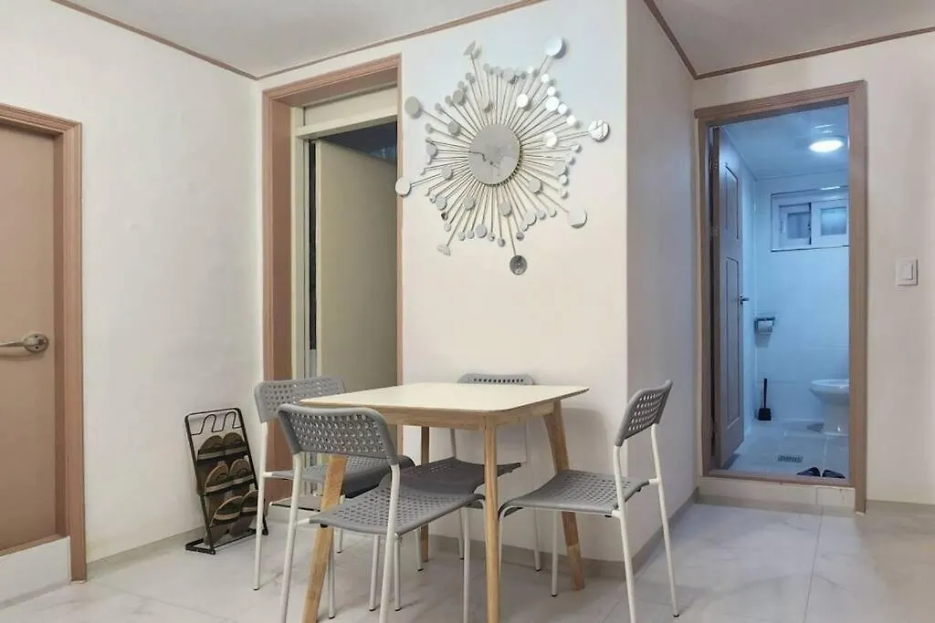 K-10 White Linen House Lejlighed Seoul